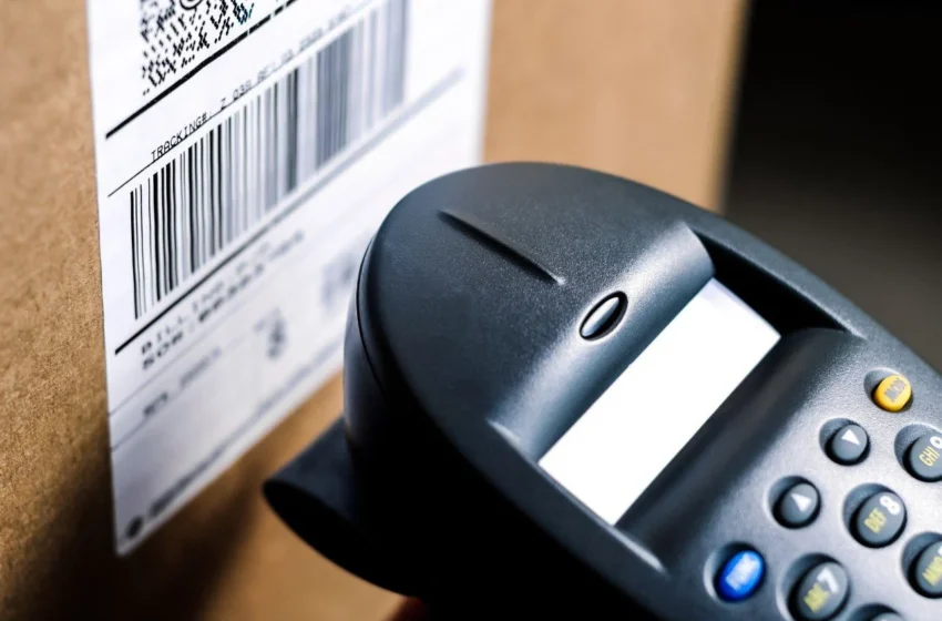 Describe About UPCs and amazon Upc codes.